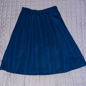 Blue/green skirt WITH POCKETS